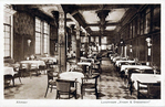 Lunchroom in oorspronkelijke, weelderige, staat.
              <br/>
              Particuliere collectie, zonder jaartal